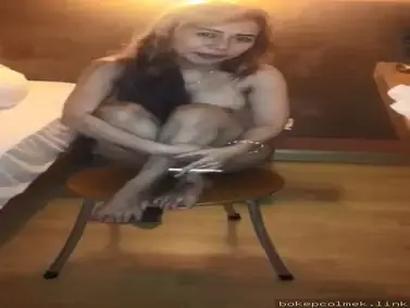 ABG Yana Lenita Valend Semarang Ngentot Sampe Squirt