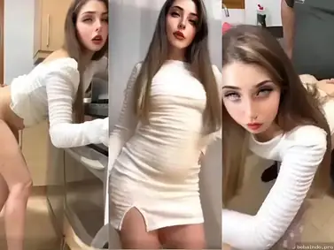 Entot model Rusia cantik body aduhai super nikmat