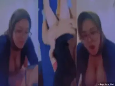 Jilbab Kacamata Tobrut Indo Pemuas Kontol Liar